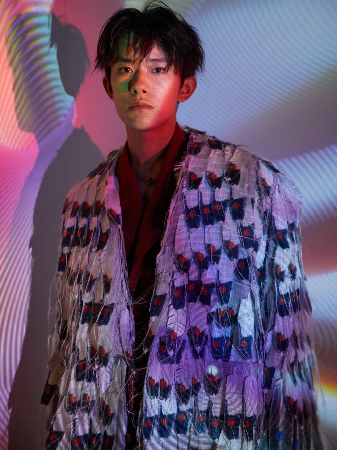 易烊千玺周冬雨少年的你 993cc188b6e04438853e5be23d11710c.jpeg