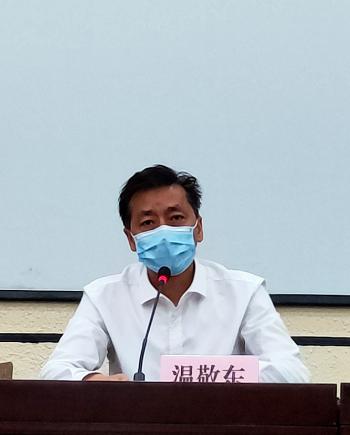 局党组任职文件,宣布蒋葵林同志任市教科院院长,温敬东同志不再兼任