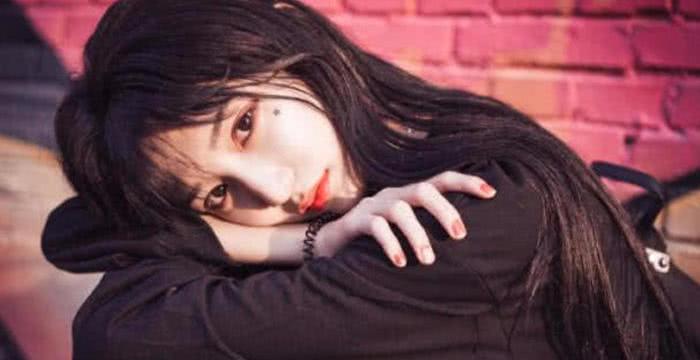 怎么才能让自己越来越像一个女生 b28e3ef8d416453a886cc612da3200cb.jpeg