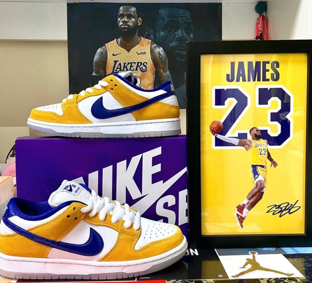 nikesbdunk湖人紫金配色开箱细节实拍dunksb紫金湖人上脚搭配图