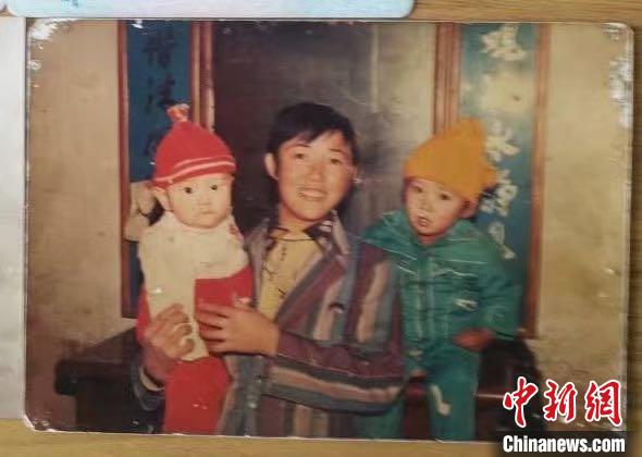 内蒙古7个月大婴儿被拐33年终回家，父亲：一看