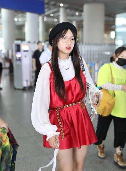 女生裙子穿搭二次元 d73d8d04435944e49294fdb2750f139e.jpeg