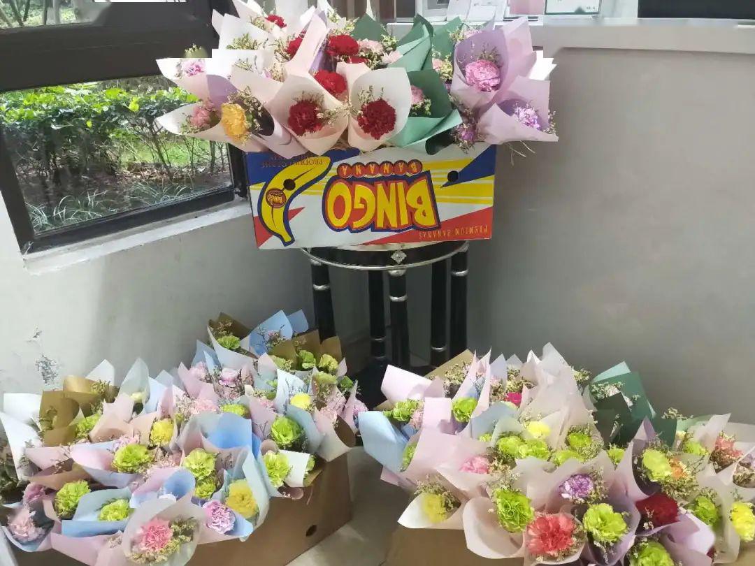 鲜花送母亲