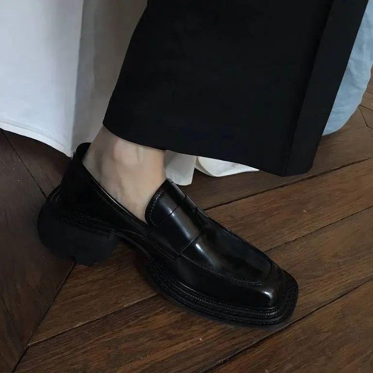 难题今天我们就来解决一下！新鞋磨脚堪比世纪难题