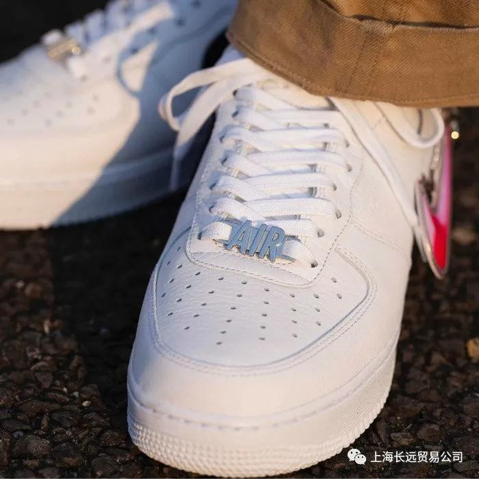 af1空军一号拉链换钩炫彩荧光lv8ziponswooshwhite