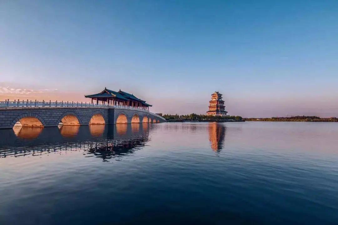 来源/菏泽文化旅游线路文亭湖景区——周自齐景区——好客酒文化博览