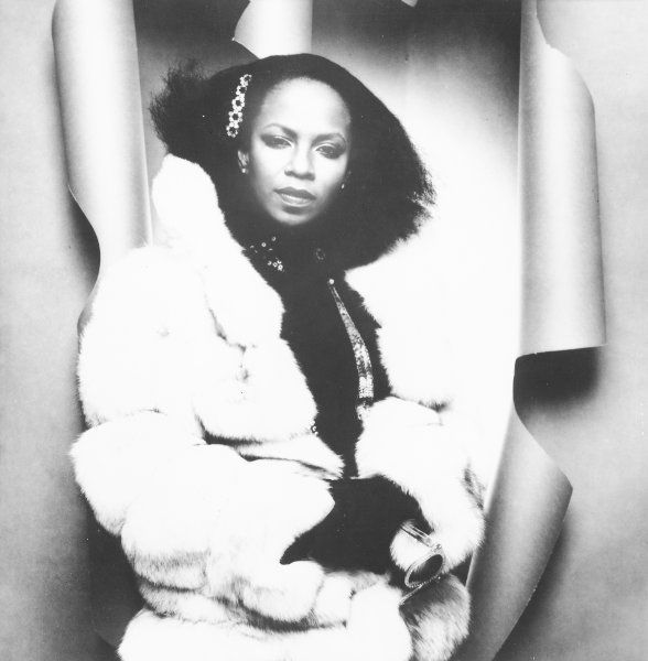 海豚音女歌手原版 29b713387882463884ffa57201d0c269.jpeg