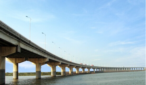 多少岁才能上高速 2a83c9f2ae424427a371c403e7f80144.png