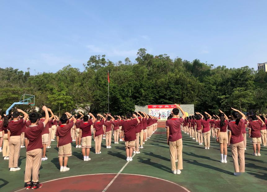 全程直击珠海这些小学初中高中学生开学首日笑点泪点纷纷来袭