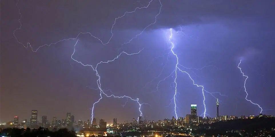 本周淄博4天雨!冰雹 雷电 7～9级大风!