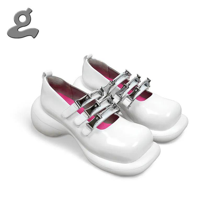 难题今天我们就来解决一下！新鞋磨脚堪比世纪难题