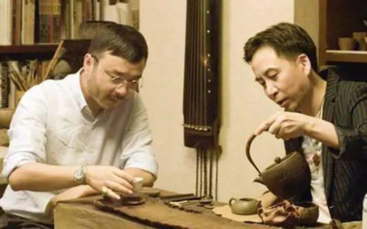 白岩松:"喝茶是一种信仰!"爱喝茶的人,很特别.