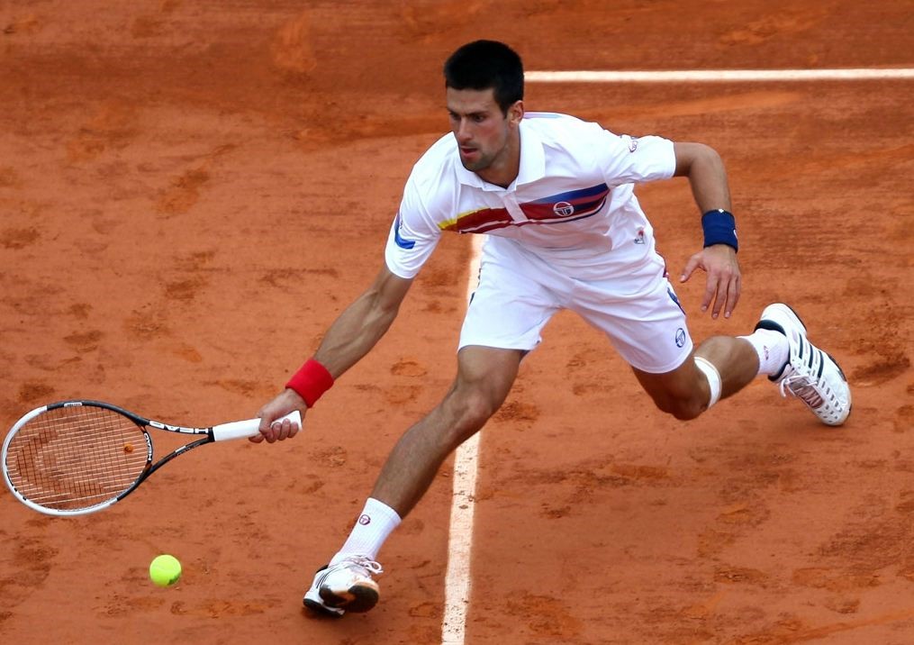 网球新星发球速度突破200公里