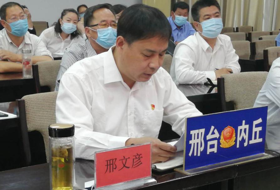 管理局党组书记,孟令东进行工作汇报桥东区市场监督管理局党组书记