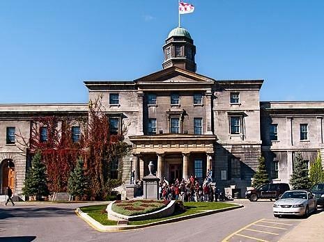 麦吉尔大学加拿排名_加国新闻感动!加拿大小学老师把$480万遗产全部捐给