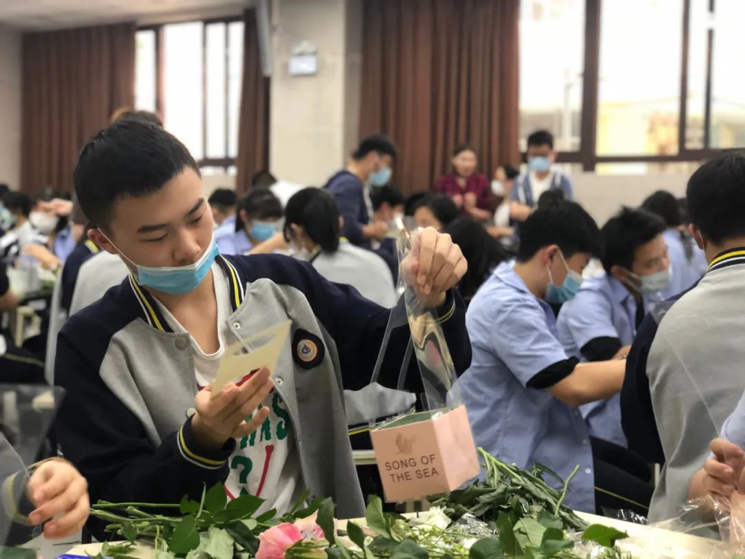 孩子的每一片成长板块,都是母亲的世界地图.