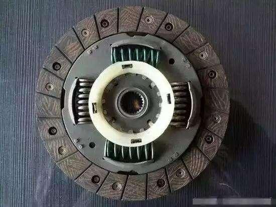 加速踏板是什么意思 2ea2a2b196b24e6c97c172e315114fff.jpeg