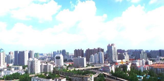 江西省gdp的城市_江西省新余市城市风貌(3)