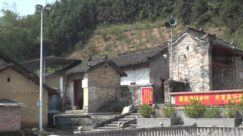 连山福堂这个村出了杨愈将和醒狮队!