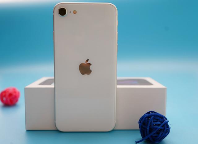 iphone11 logo 49ebaf26db2b45198b5cb505cf651278.jpeg