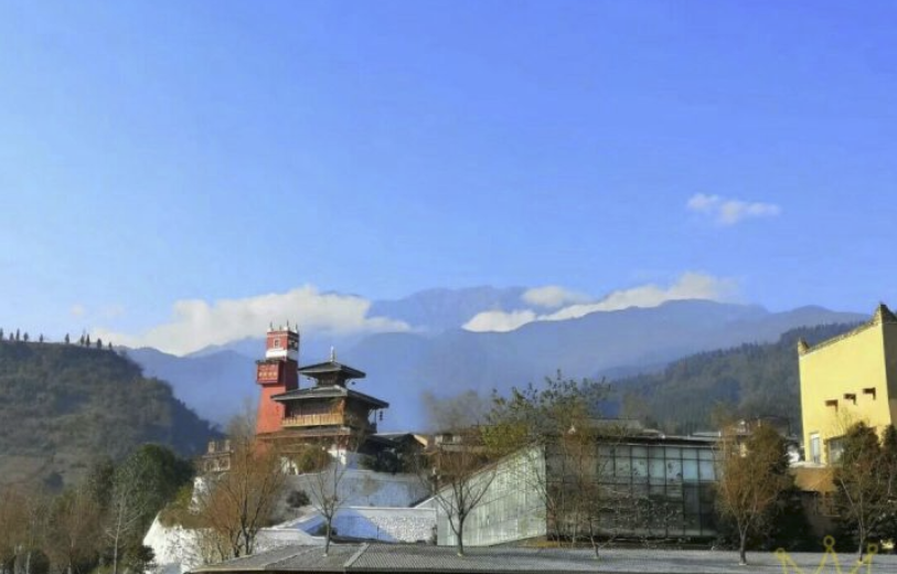 大学■美的令人窒息！最美二本师范学院！512汶川大地震迁建