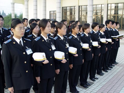 2012年的十二月,上海海关学院被国务院的学位委员会,正式批准确立"