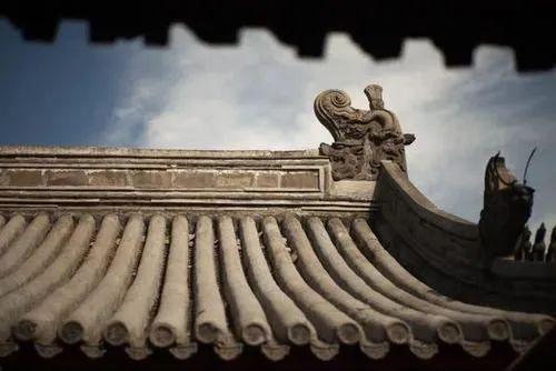 古建筑的屋脊到底厉害在哪里各式屋脊安装和装饰总结