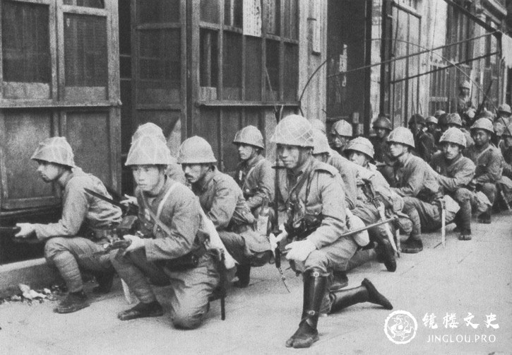 1937年10月1日,淞沪会战,北四川路等待进攻的日军陆战队