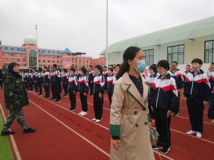 不让青春负韶华赵县李春学校初三学子在赵县中学复学纪实