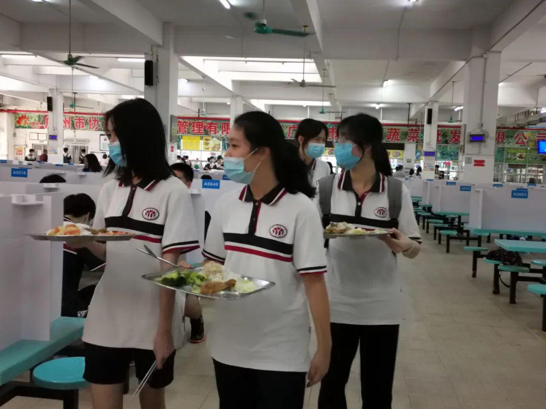 凤凰花开 少年归来——广州市禺山高级中学高一高二学生返校复课啦!