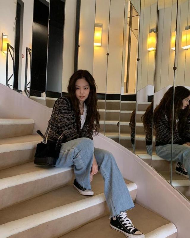 原创照着JENNIE的鞋柜收藏买鞋，这几款出奇好搭，我们都承担得起！