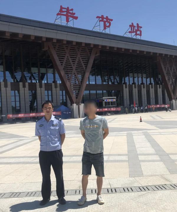 老婆一脚油门溜了!男子凌晨步行高速路16公里“追老婆”