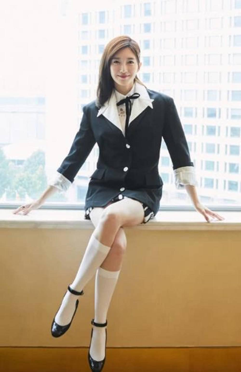 超短裤加小腿袜 f3088241feb24291966d2e6728d542e7.jpeg