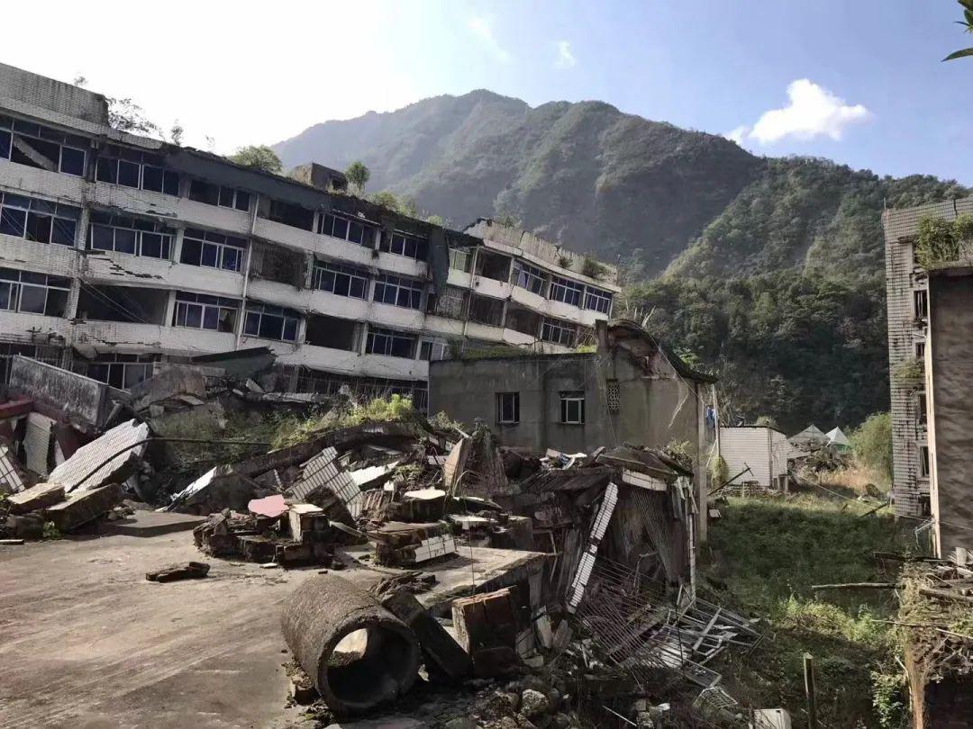 512汶川地震时间有多久 f8007216fa0743aebb5c6e9c6b005620.jpeg