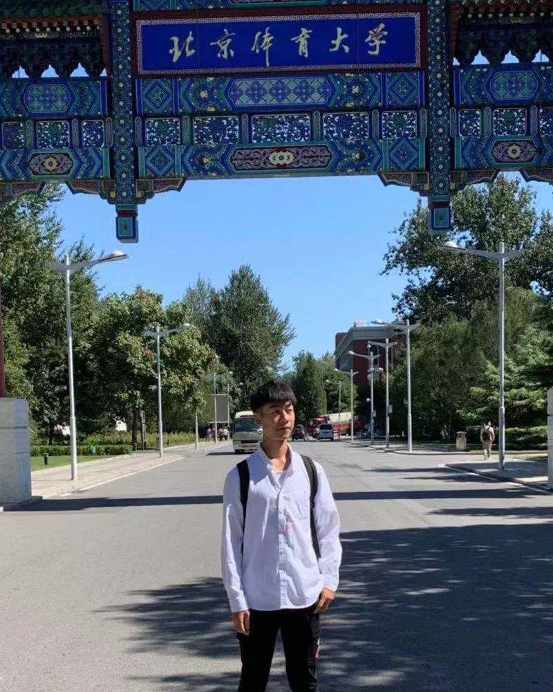 专业零起点上名校”的成才梦想。罗江涛北京舞蹈学院钟文杰北京体育大学龙湘杰武汉体育学院　张龄之鲁迅美术