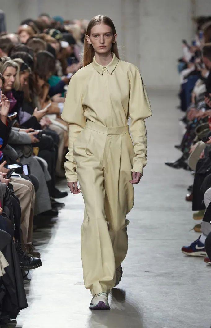 色彩2021春夏女装色彩流行趋势