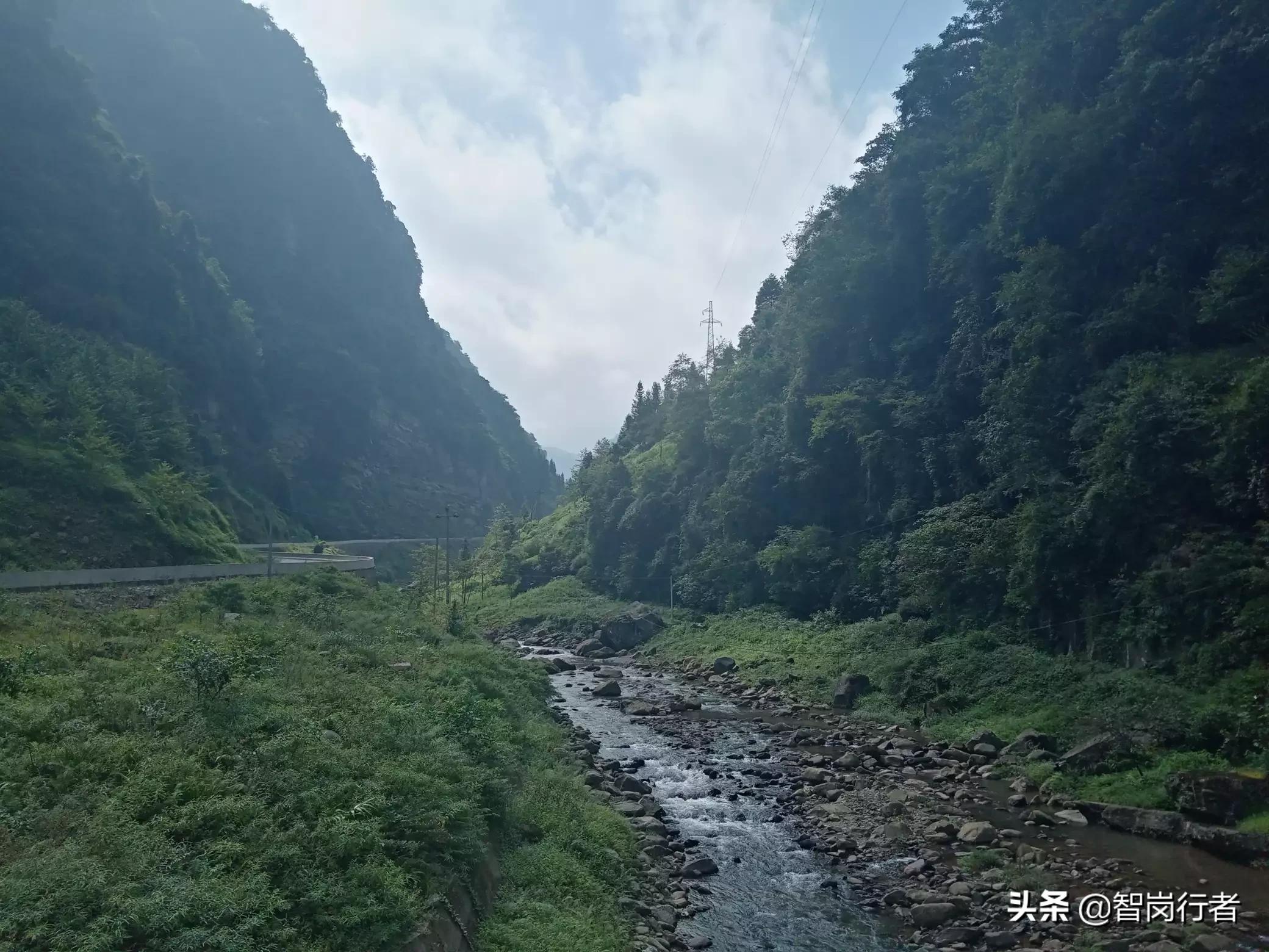 请亲们放心,晚上6点半安全住宿昭通市永善县细沙乡大同村楠木农家乐.