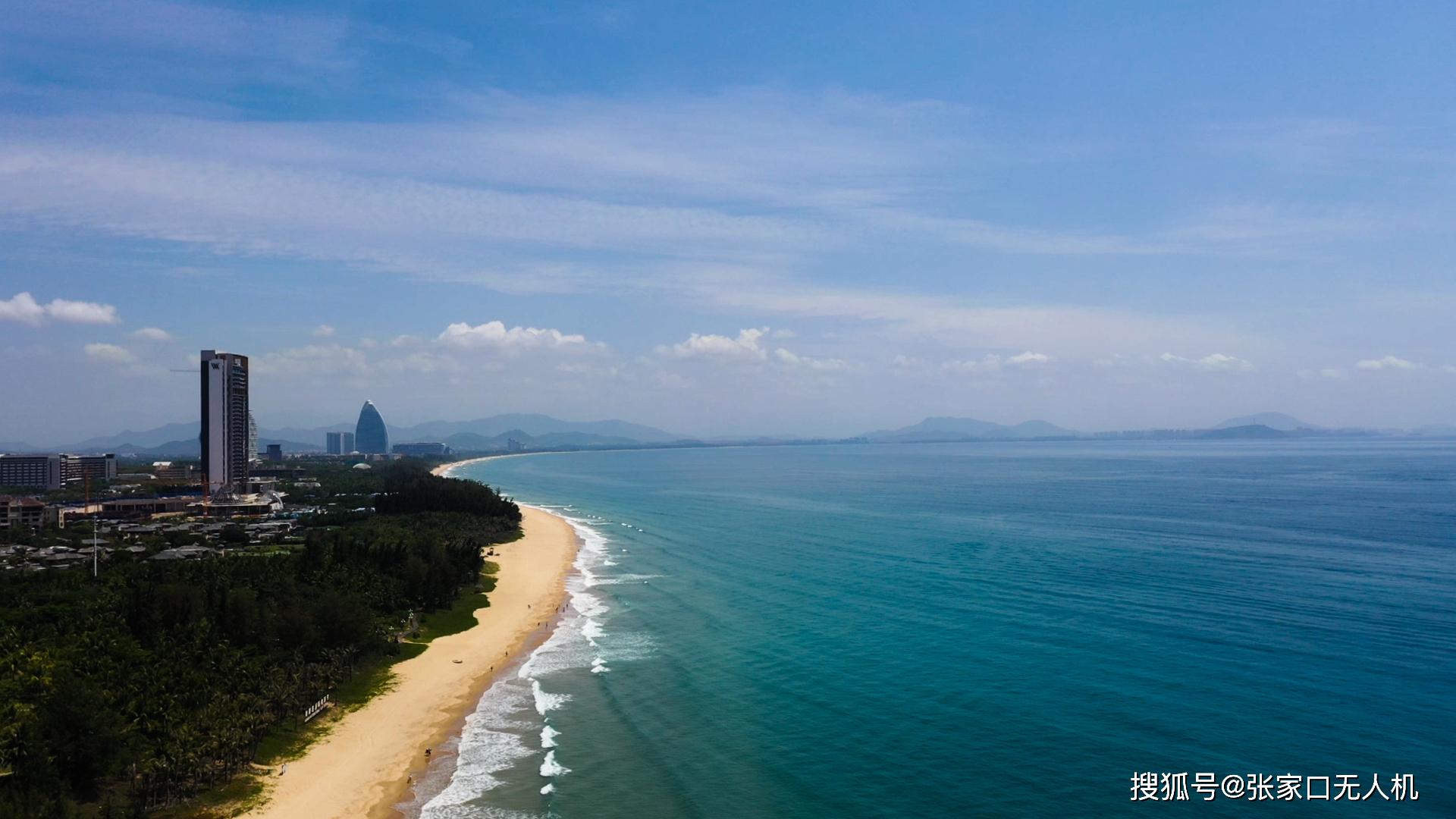 航拍中国南海之滨三亚东疆门户海棠湾美景