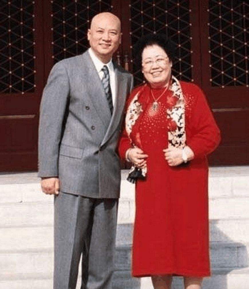原创出身世家的迟重瑞称老婆为您为什么会娶大11岁的女首富