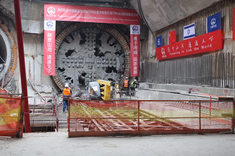 担心以色列“背后捅刀”，蓬佩奥又想插手中企