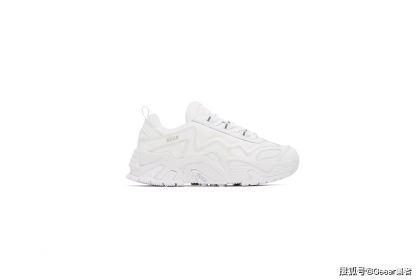 女生一年365天都适用:时尚女生需要百搭单品就是这一双!