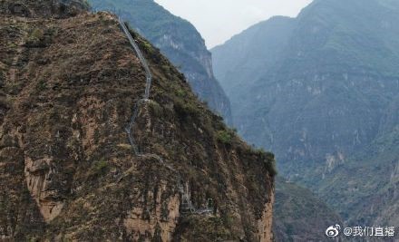 见证悬崖村搬迁：五个小时搬进了100平米新楼房