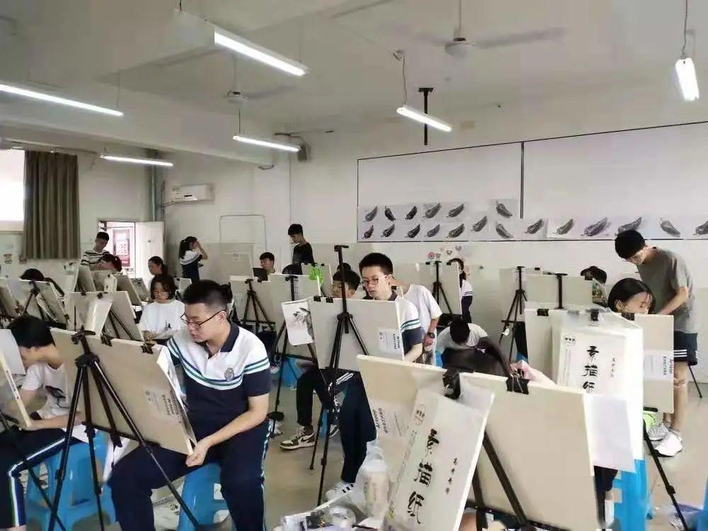 2020年四川泸州中考_四川:感恩成长奋力中考——泸州七中举行2020年初三