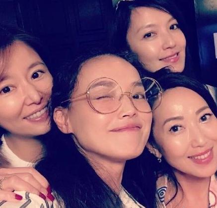 比霍建华还贴心！舒淇探班林心如，给工作人员