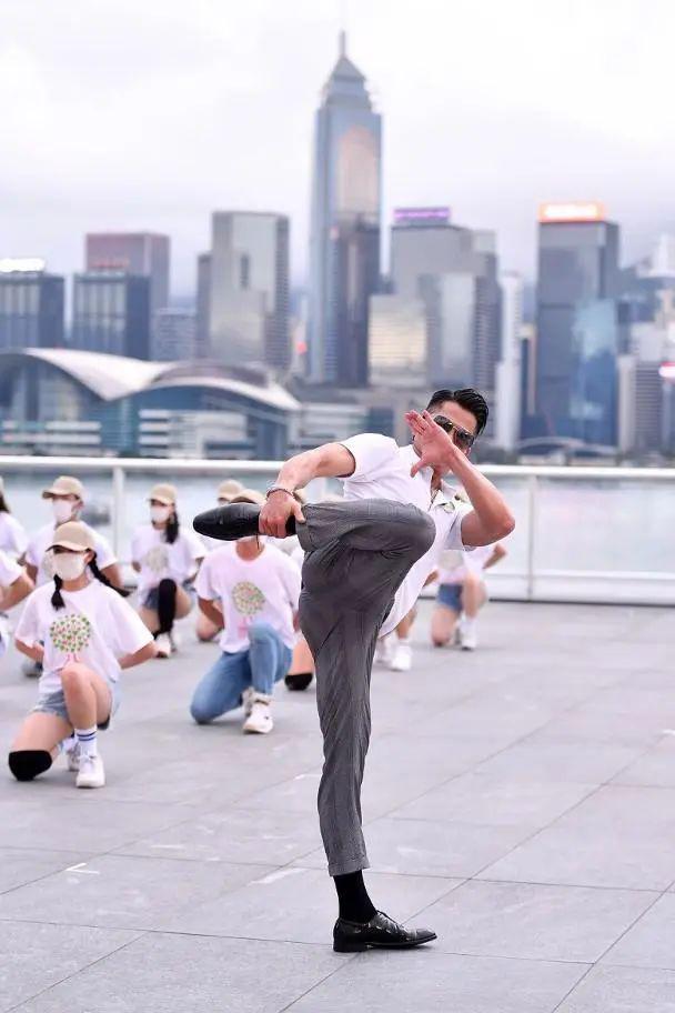 服了！他这体力，说是24岁都有人信...