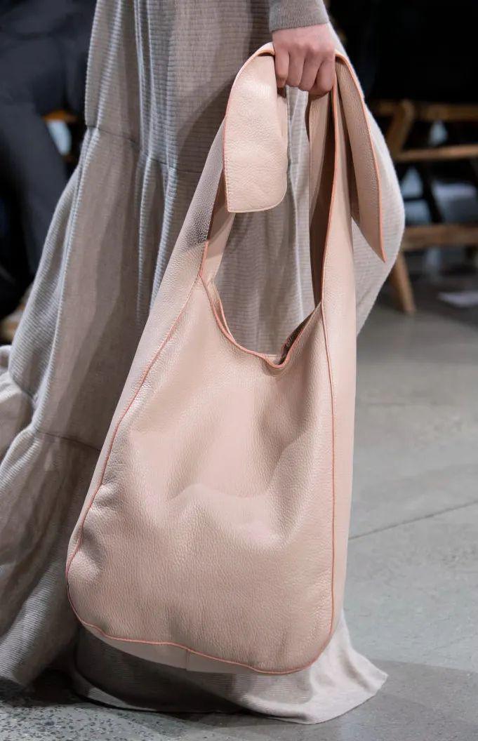 色彩2021春夏女装色彩流行趋势