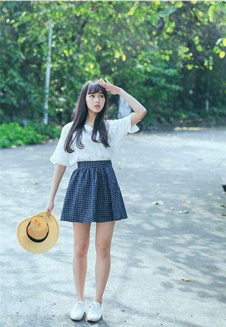 身材不妨试试田园小方格,简约又清新,夏天穿超显气质碎花太难驾驭