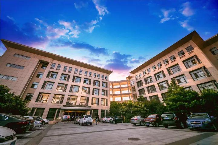 2020陕西师大会计专_陕西师范大学-2020年招生简章