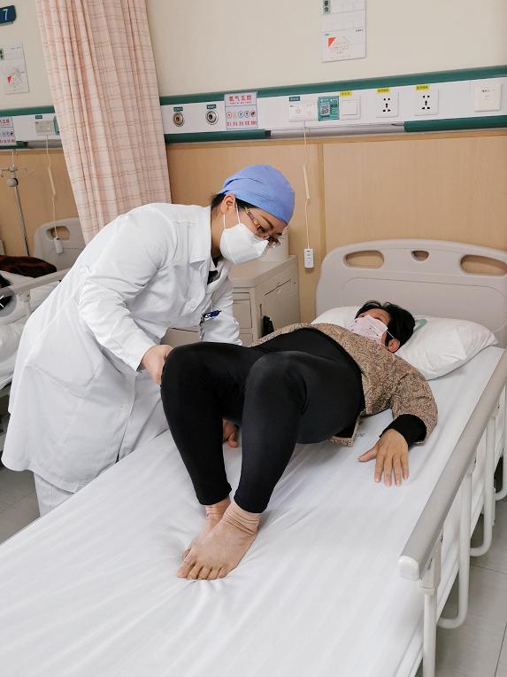 护理风采|优质服务暖人心_康复