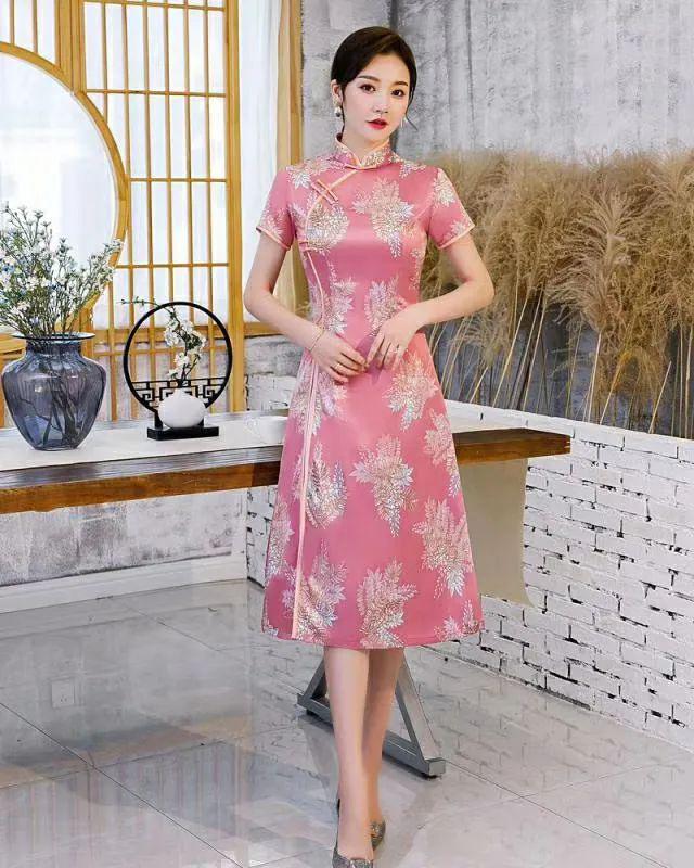 多少斤穿旗袍 a29da8492aaa409bb8d8c04cf344ca91.jpeg